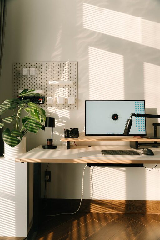 Creating a Relaxing and Productive Home Workspace: Top Tips
